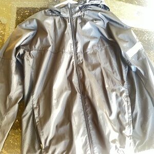 Nike Men's Black Windbreaker Jacket